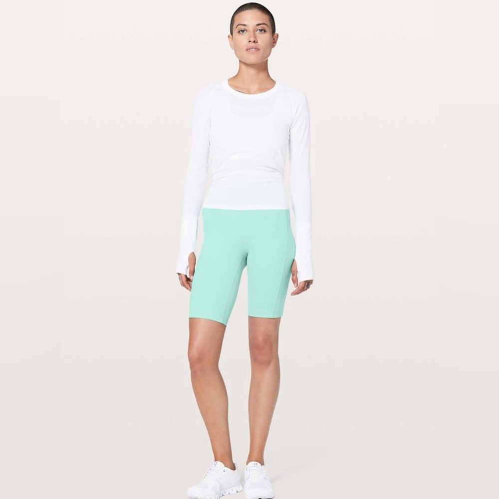 Excellent Condition Lululemon On Pace Short *10" Washed Marsh Size 4